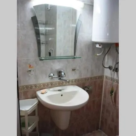 Your Lovely Summer In Sunny Apartament